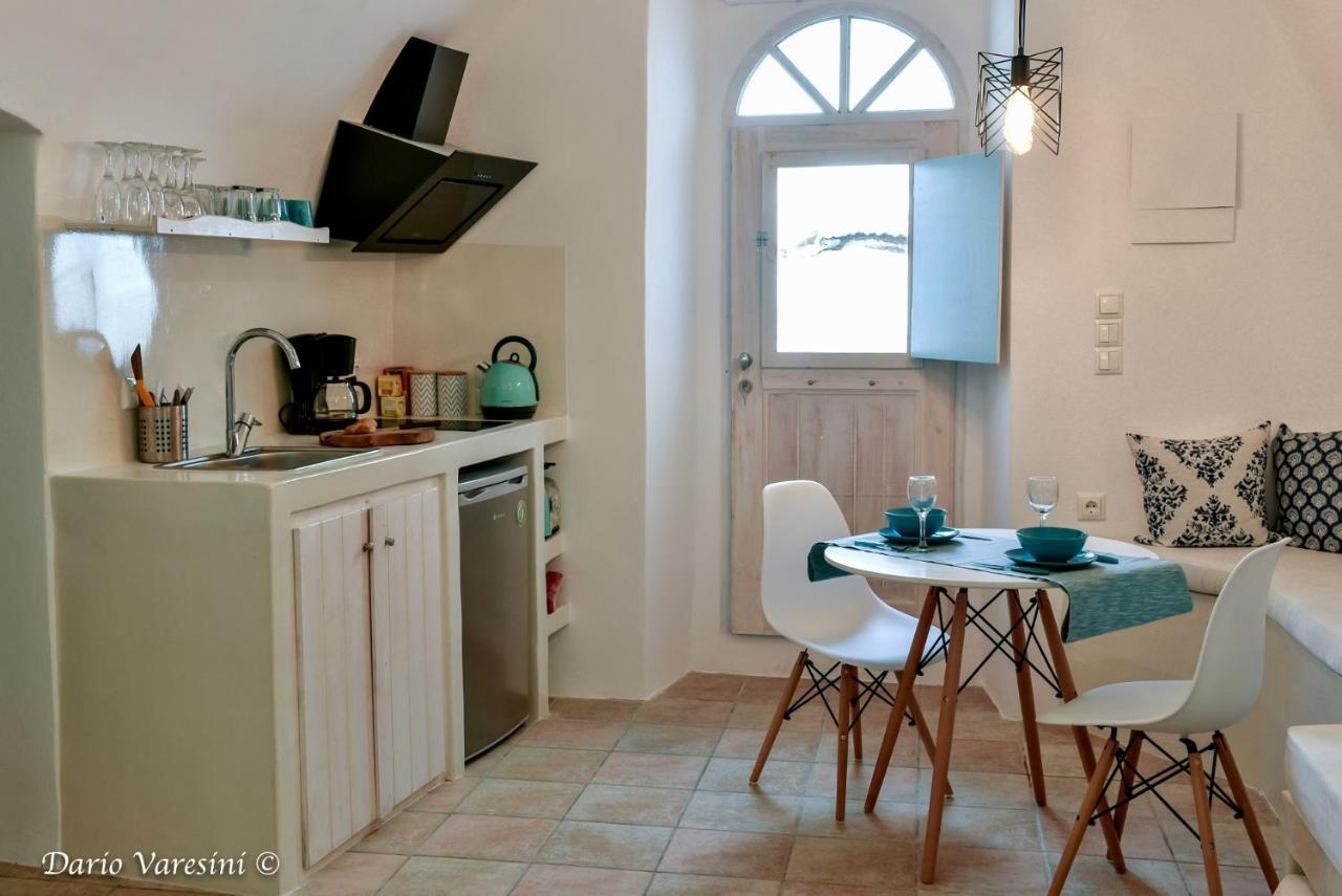Pýrgos Santorinian Lava Houseヴィラ エクステリア 写真